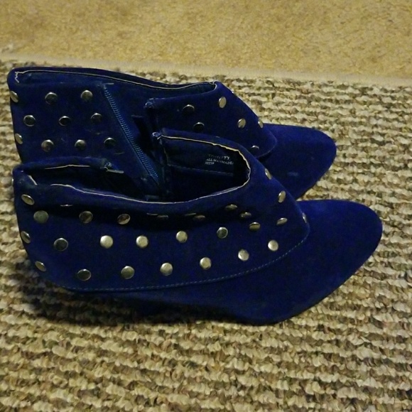 Bamboo Ankle Bootie - Picture 1 of 4